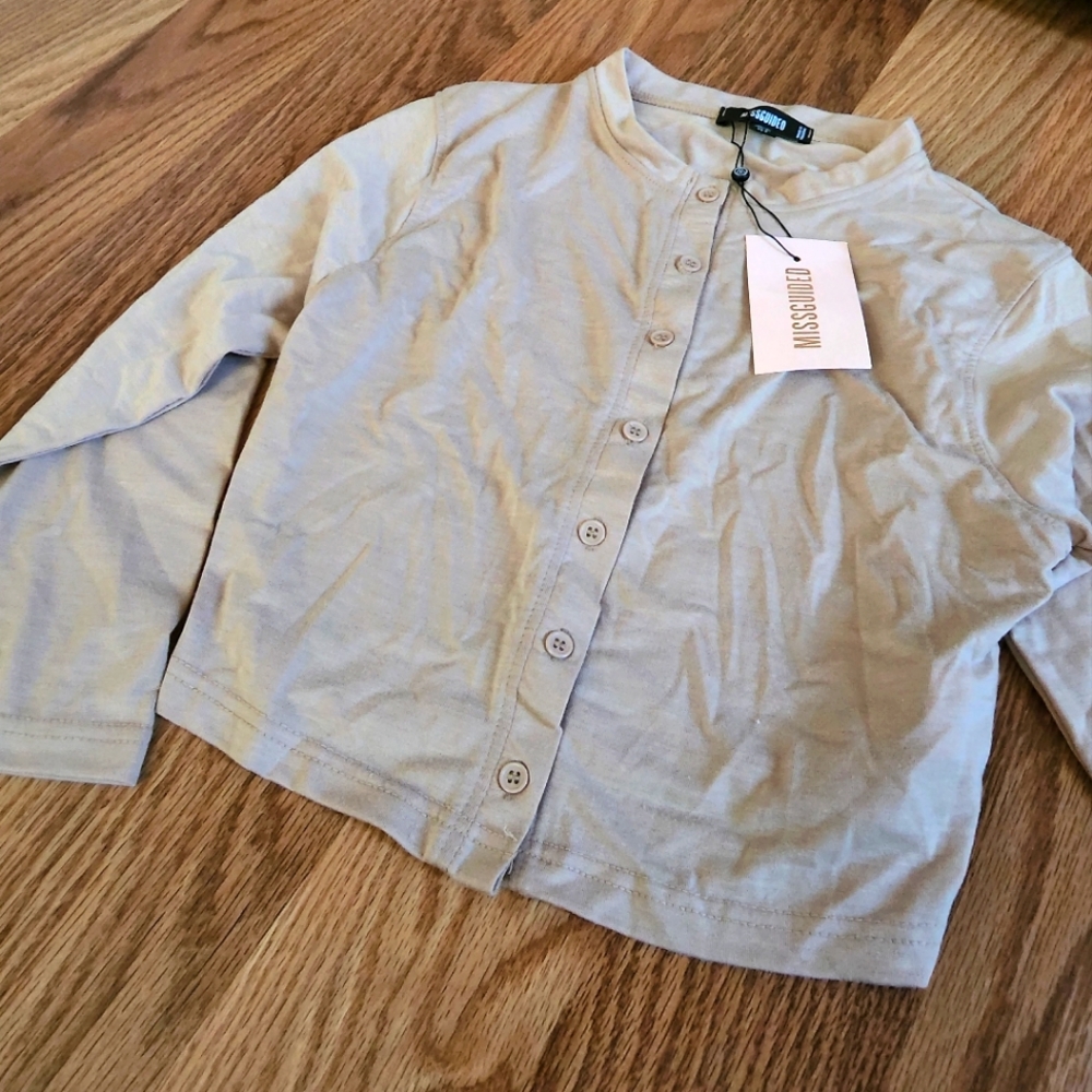 Long sleeve tee